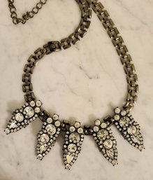 VINTAGE CONTEMPORARY MODERN RUNWAY STYLE NECKLACE WITH 5 DANGLING ELEABORATE CRYSTAL   PENDANTS