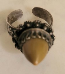 VINTAGE SIlver  (.800)  ADJUSTBLE RING WITH Green Faceted Stone-  TOP THAT OPENS