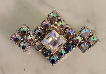 VINTAGE SIGNED  MADE IN AUSTRIA RHINESTONE PIN TRIANGULAR SHAPE WITH VIBRANT RHINESTONES!!