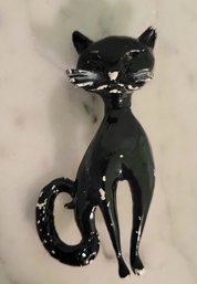 VINTAGE  ICONIC 1950'S  ENAMEL BLACK CAT PIN