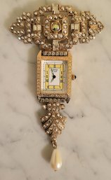 RARE ANTIQUE VINTAGE GOLDTONE 'KIRK FOLLY ' WATCH PIN/BROOCH WITH CRYSTALS