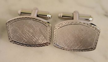 MARKED STERLING ETCHED CUFF LINKS