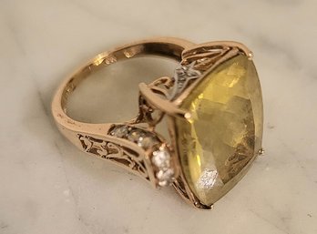 10K YELLOW GOLD LEMON QUARTZ  WHITE SAPPHIRE LARGE COCKTAIL RING(6.9grams)(size 8)