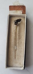 VINTAGE GOLDTONE STICK PIN IN ORIGINAL BOX
