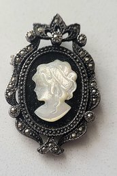 ANTIQUE VICTORIAN   MARKED STERLING (925) BLACK CAMEO & MARCASITE PIN/PENDANT