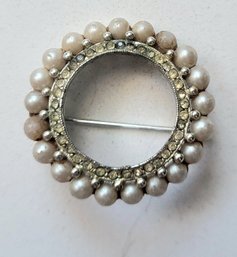 VINTAGE VICTORIAN   SILVERTONE  WREATH SHAPE PIN WITH SMALL PEARL BEADS & RHINESTONES