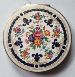 VINTAGE 'STRATTON' MADE IN ENGLAND COMPACT WITH FLORAL DESIGN