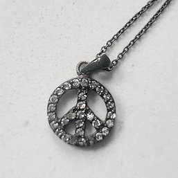 VINTAGE STERLING SILVER MARKED 925-ITALY NECKLACE WITH RHINESTONE PEACE SIGN PENDANT--18'L