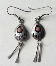 VINTAGE STERLING SILVER CARNELIAN NATIVE AMERICAN INSPIRES BEAR CLAW EARRINGS