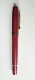 VINTAGE PILOT ECRINO M FOUNTAIN PEN--RED & BURGANDY WITH GOLDTONE ACCENTS