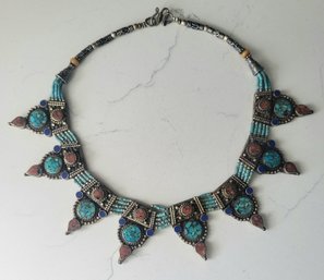 VINTAGE  QUALITY AFRICAN SILVER HANDCRAFTED AFRICAN NECKLACE W/TURQUOISE-CORAL-LAPIS