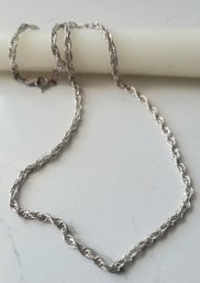 VINTAGE STERLING SILVER MARKED 925 ITALY WITH MAKERS MARK ROPE CHAIN NECKLACE
