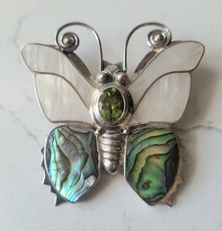 VINTAGE 'SAJEN' 925 MOTHER OF PEARL & ABALONE & PERIDOT CARVED BUTTERFLY BROOCH /PENDANT