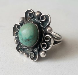 VINTAGE SILVER MARKED '98 TAXC' RING WITH TURQUOISE--SIZE 5