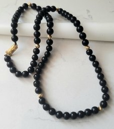 VINTAGE CHINESE EXPORT SIGNED 'SILVER' BLACK ONYX BEADED NECKLACE