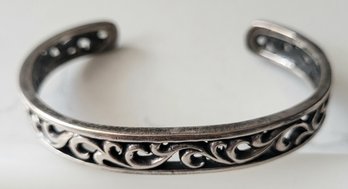 VINTAGE STERLING SILVER MARKED 925 CARVED CUFF BRACELET