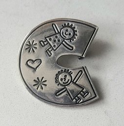 VINTAGE STERLING SILVER MARKED 925 EFS SAVE THE CHILDREN FIGURE U BROOCH