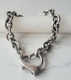 VINTAGE STERLING SILVER MARKED 925 ITALIAN LARGE LINK BRACELET WITH HEART CLASP