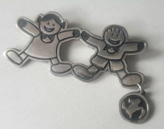 VINTAGE STERLING SILVER MARKED 925 MEXICO SAVE THE CHILDREN BOY/GIRL BROOCH