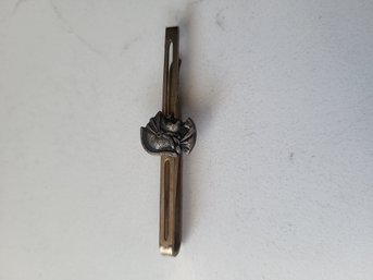 VINTAGE VICTORIAN 'NULOK' KNIGHT HEAD TIE CLIP