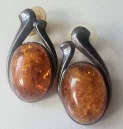 VINTAGE STERLING SILVER AMBER DROP PIERCED EARRINGS