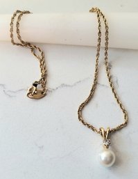 VINTAGE GOLDTONE CHAIN WITH FAUX PEARL & DIAMOND NECKLACE--18'L