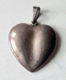 VINTAGE STERLING SILVER MARKED TR-73-925-MEXICO HEART PENDANT