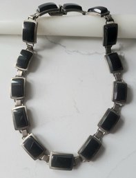 VINTAGE STERLING SILVER MARKED 925-MEXICO-TS22 NECKLACE WITH BLACK ONYX----18'L