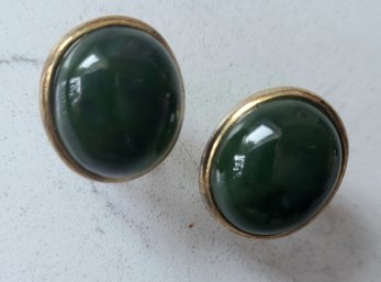 VINTAGE STERLING SILVER MARKED 925 PIERCED EARRINGS WITH GREEN STONE