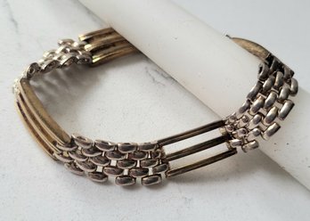 VINTAGE STERLING SILVER MARKED 925 ITALY BRACELET---