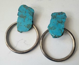 VINTAGE  CONTEMPORARY MODERN  SIGNED STEPHEN DWENK' STERLING SILVER & TURQUOISE HEAVY HOOP  PIERCED EARRINGS