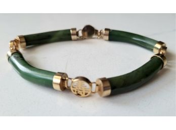 VINTAGE  GENUINE GREEN JADE W/ Chinese Markings BRACELET WITH SAFETY CHAIN Marked 14kt