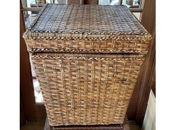 Decorative Tall Wicker Hamper/ Basket With Lid