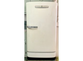 Vintage Mid Century Retro General Electric Refrigerator