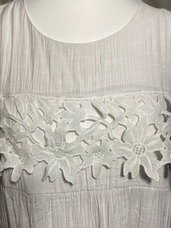 White Lace Lined Sun Dress #1025 | Auctionninja.com