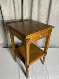 Small Wood End Table With Drawer