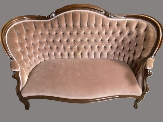 Beautiful Victorian Style Antique Sofa Or Couch With Pink Crushed Velvet Upholstery & Diamond Point Back