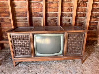 Fun And Funky MCM Midcentury Magnavox Console TV & Entertainment Center With Stereo &Turntable