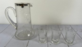 Adorable Matching Set Of Three Cut Glass Cups And A Glass Pitcher With An Etched Star Pattern