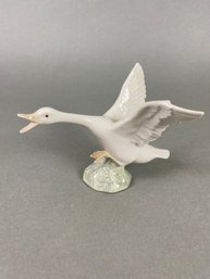 Lladro Figurine, Goose 1265, Flying Duck