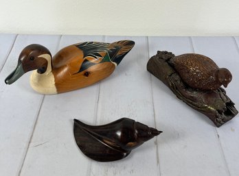 Fun Wooden Decorations, Includes A Duck From The Decoy Shop, A Quail, And A Shell