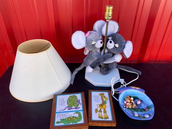 Adorable Hugging Mouse Lamp, Winnie The Pooh Plaque & Other Children's Decor
