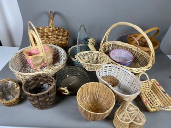 Very Large Lot Of Baskets In A Variety Of Sizes And Styles