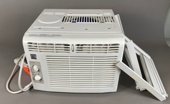 Kenmore Portable Window Air Conditioner Unit Model 253.87050, 5000 BTU, 40 Amps, 115 Volts