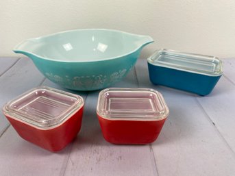 Pyrex Amish Butterprint Cinderella Turquoise Bowl And 3 Red And Blue Refrigerator Dishes