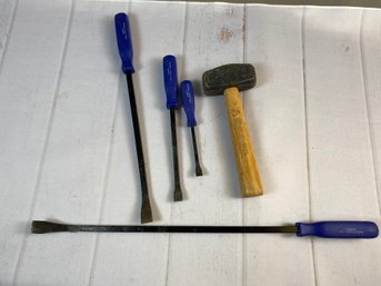 Set Of 4 Companion Wrecking Or Pry Bars And Woodings-Verona Sledge Hammer