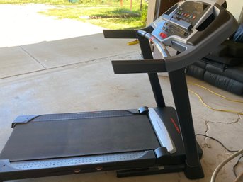 Foldable Pro-form Performance 400S Treadmill, Model PFTL49613.0