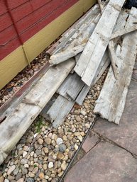 Many Pieces Of Salvaged Rustic Primitive Weathered Barnwood