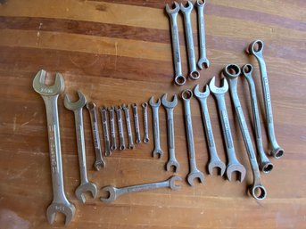 Set Of Miscellaneous Craftsman Wrenches Of Various Sizes