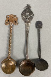 Souvenir Or Collector Spoons With Coins From Argentina, Chile & Columbia, Numismatists